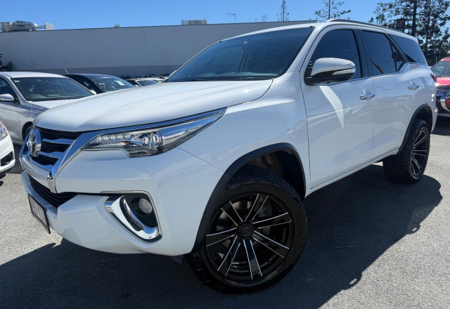 2016 Toyota Fortuner GUN156R Crusade SUV