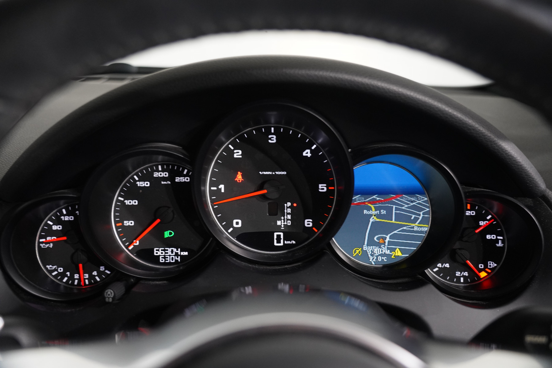 2016 Porsche Cayenne Diesel SUV Image 14