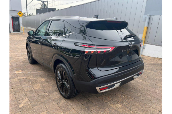 2024 MY25 Nissan QASHQAI J12 Ti SUV Image 5