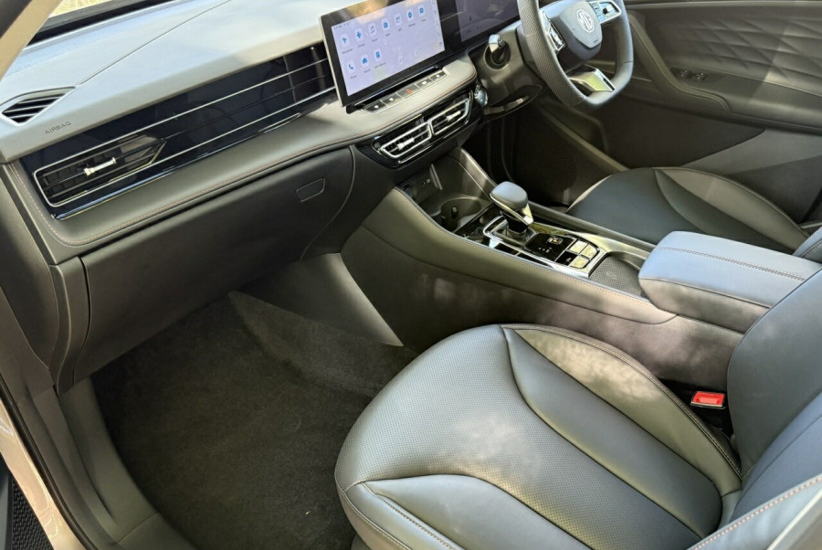 2024 MG HS SAS23 Essence SUV Image 26