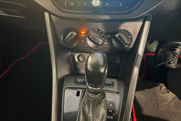 2020 MG MG3 SZP1 Core Hatch Image 17