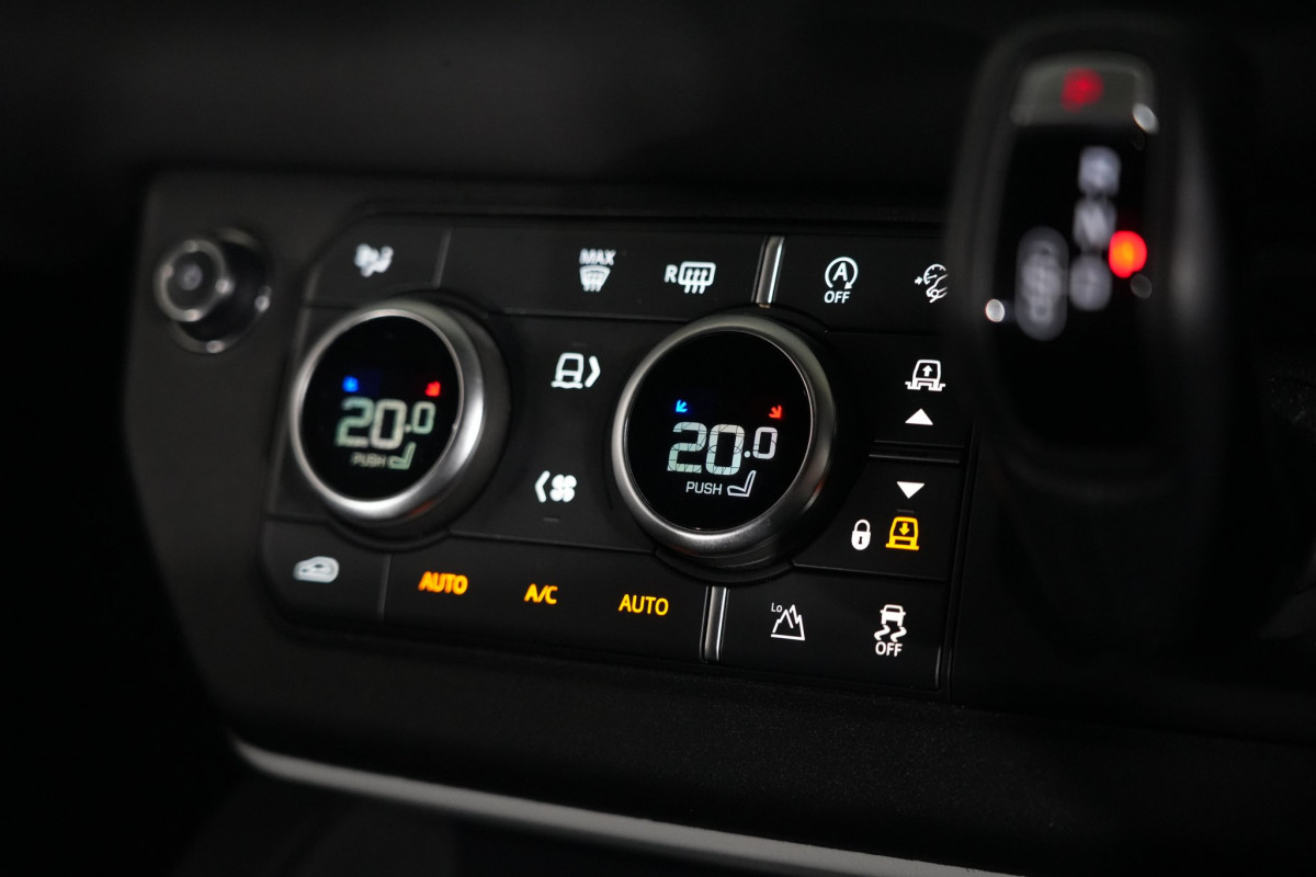 2024 Land Rover Defender L663 110 P300 S SUV