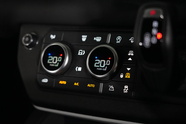2024 Land Rover Defender L663 110 P300 S SUV Image 18