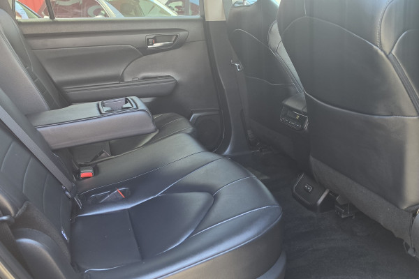 2023 Toyota Kluger AXUH78R GXL SUV Image 14