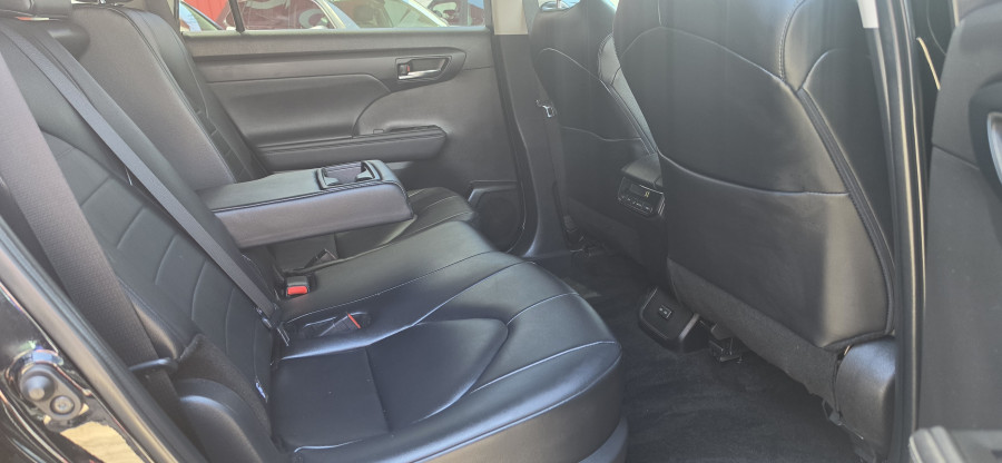 2023 Toyota Kluger AXUH78R GXL SUV Image 14