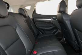 2025 MG ZST S13 Vibe SUV