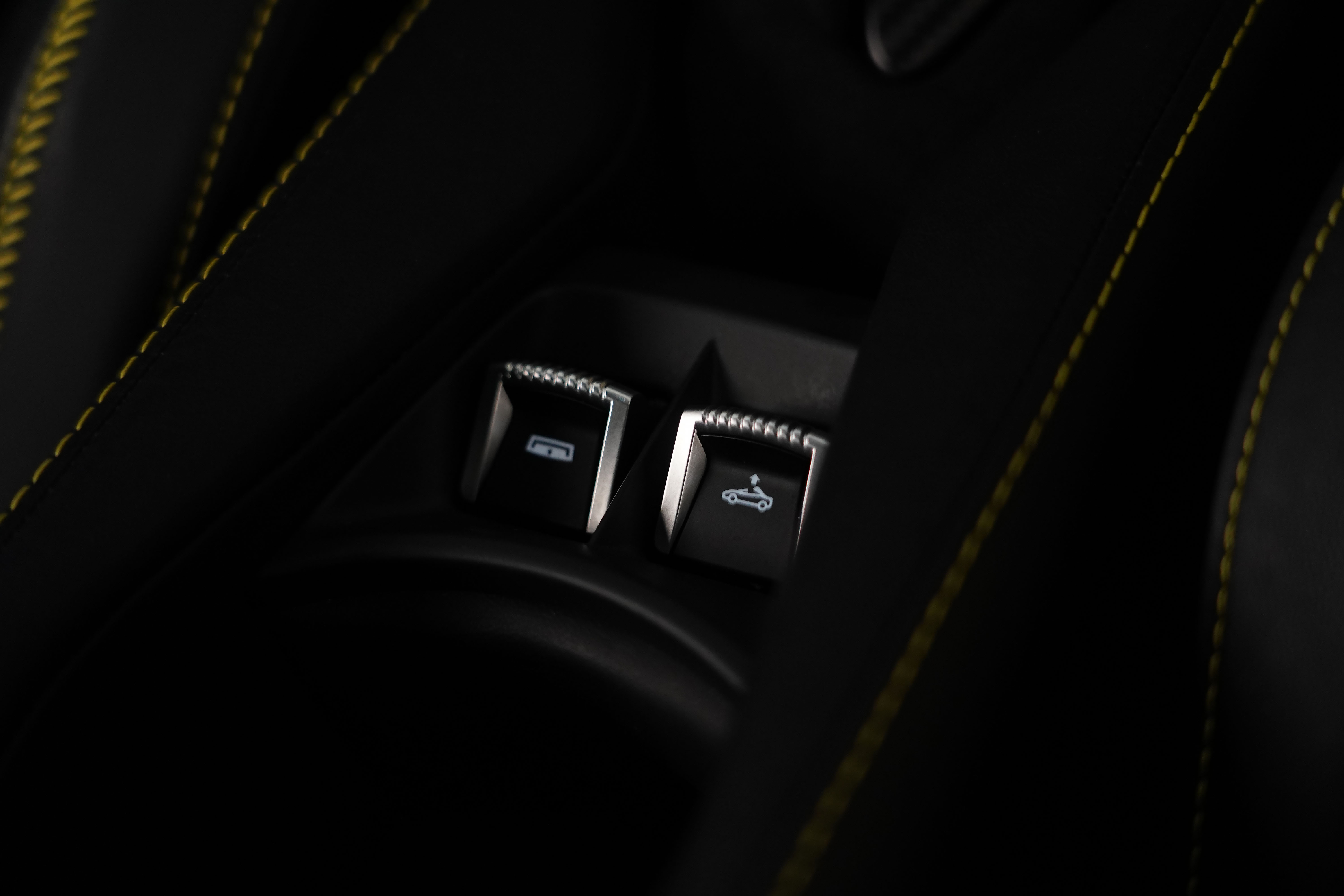2023 McLaren 720S  Performance Spider Convertible Image 36