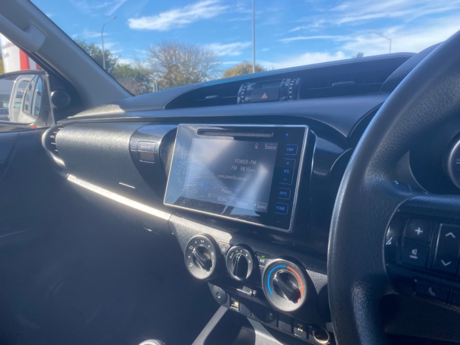 2018 Toyota HiLux  SR Double Cab Pick Up Image 13