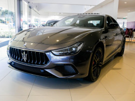 Maserati Ghibli Auto Mo