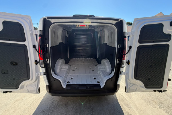 2026 Kia PV5 SW Cargo S Long Range Van Image 10