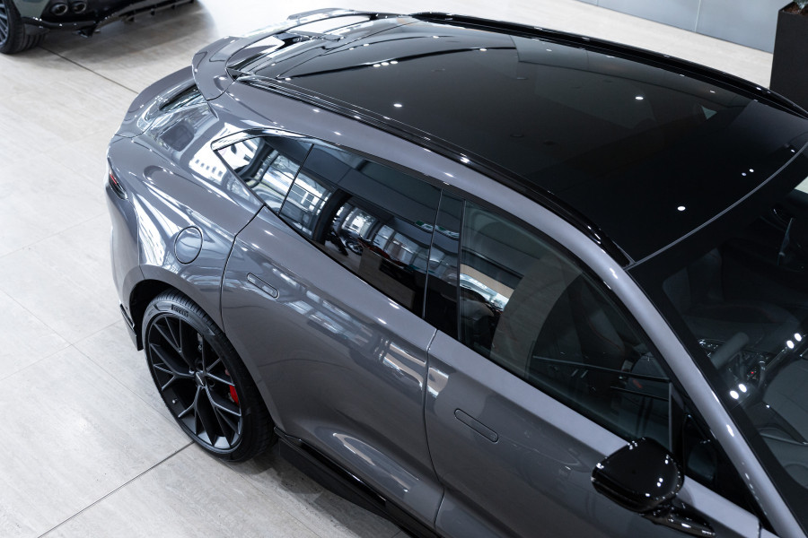 2025 Aston Martin DBX Wagon Image 38
