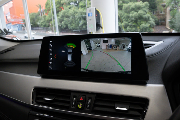 2022 BMW X1 F48 LCI sDrive20i SUV image 16