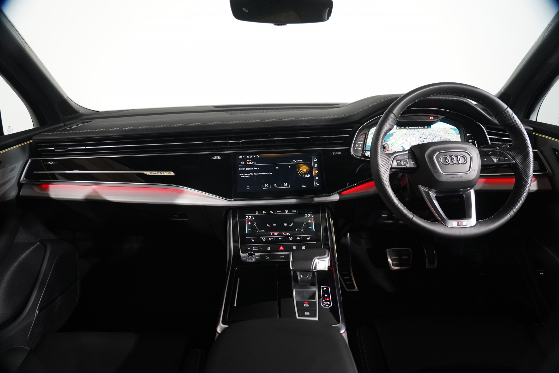 2023 Audi Q7 55 Tfsi S Line Quattro Mhev SUV Image 15
