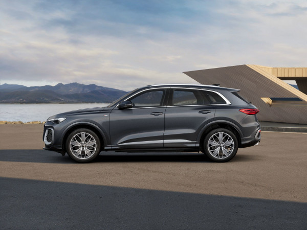 2025 Audi Q5 GU TDI 150kW Sport SUV image 8
