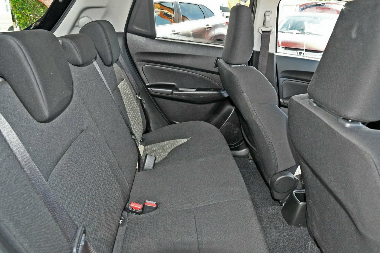 2019 Suzuki Swift AZ GL Navigator Hatch Image 14