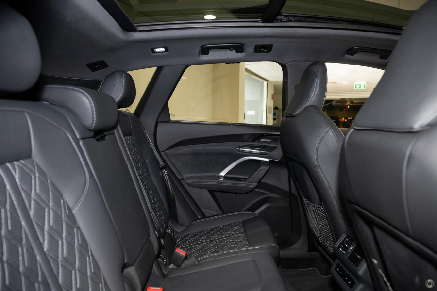 2025 Audi SQ5 FY SUV