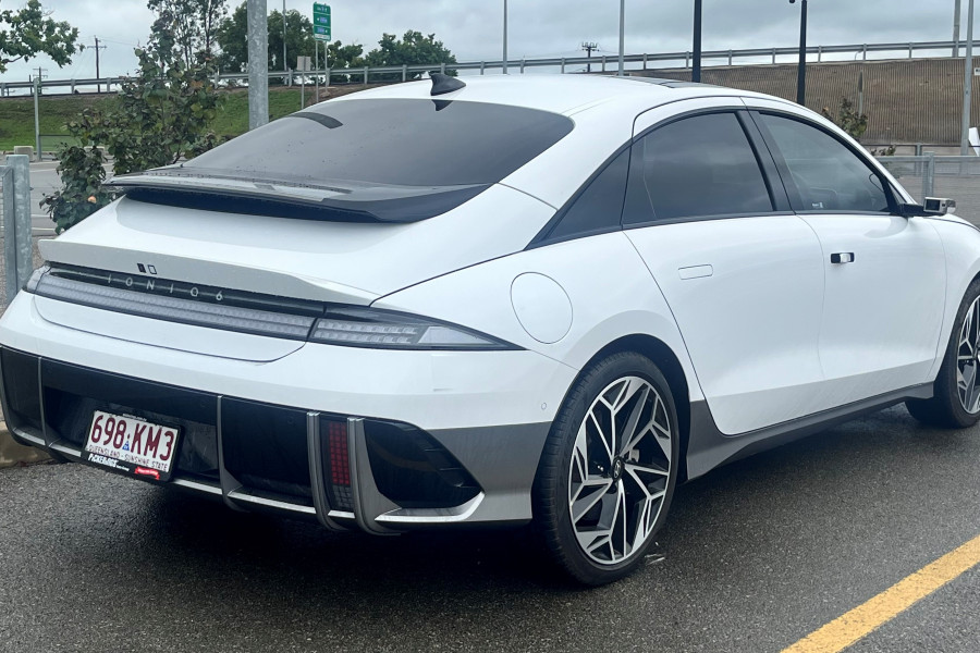 2023 Hyundai IONIQ 6 CE.V1 Epiq Sedan Image 7