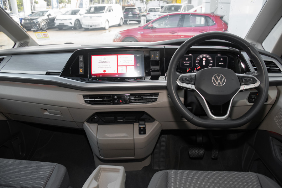 2025 MY26 Volkswagen Multivan T7 TDI360 Life LWB People Mover