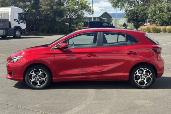 2025 MG MG3 Essence Hatch