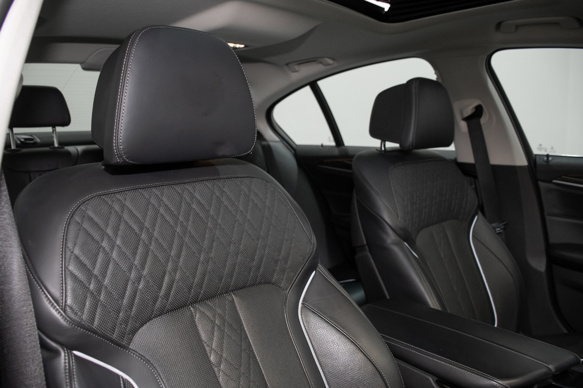 2018 BMW 5 Series 30d Luxury Line Sedan