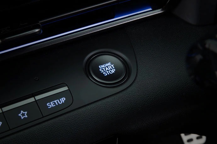 i30 Sedan N Smart key with push button start. 