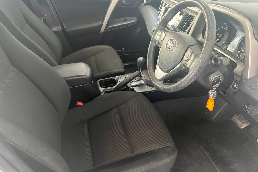 2018 Toyota RAV4  GX Wagon Image 8