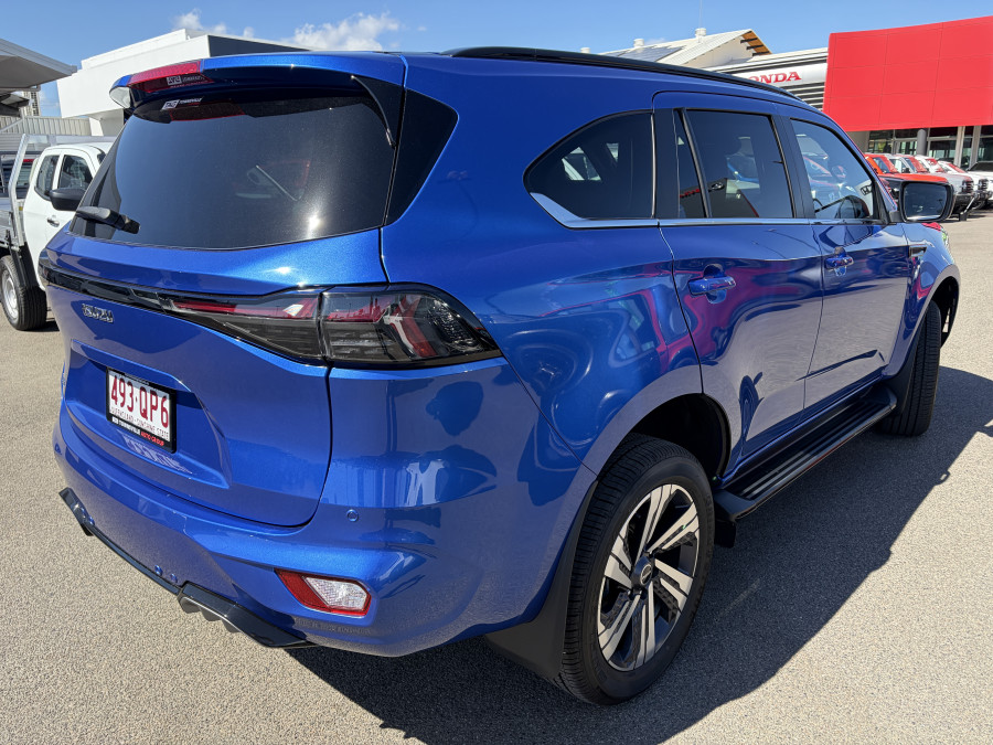 2025 MY25.5 Isuzu MU-X RJ LS-T SUV Image 4