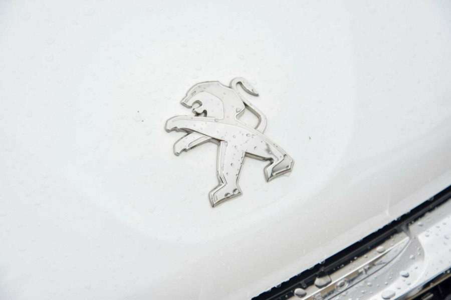 2017 MY18 Peugeot 208 A9 MY18 Allure Hatch Image 17