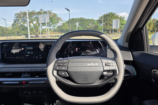 2026 Kia EV4  Air Standard Range Sedan Image 13