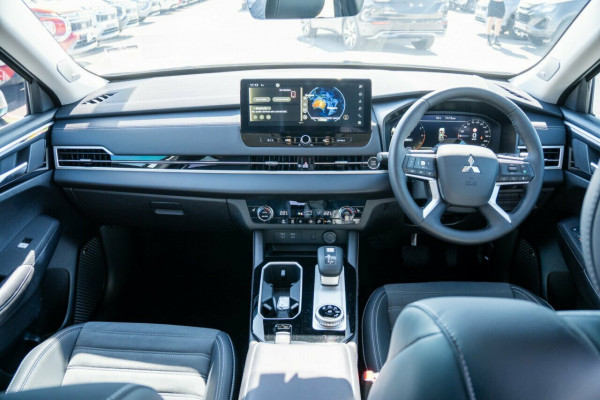 2025 Mitsubishi Outlander ZM Aspire SUV Image 18