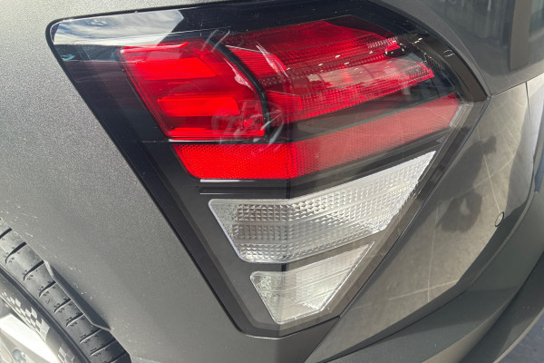 2025 MY26 Hyundai KONA SX2.V3 Hybrid SUV Image 15