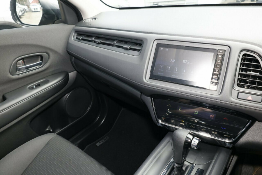 2020 MY21 Honda HR-V  VTi SUV Image 10