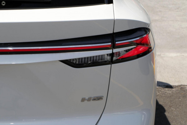 2025 MG HS AS33 Essence SUV Image 11