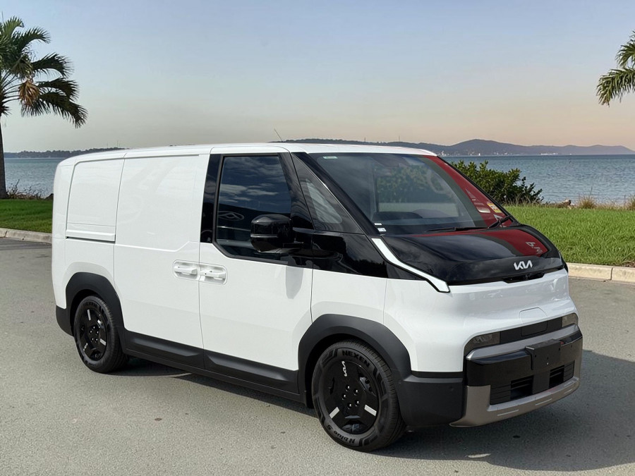2026 Kia PV5 SW Cargo S Long Range Wagon Image 1