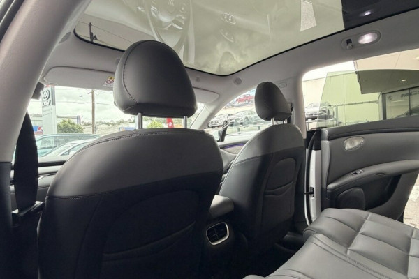 2026 MG IM6 S12L Platinum Wagon Image 21