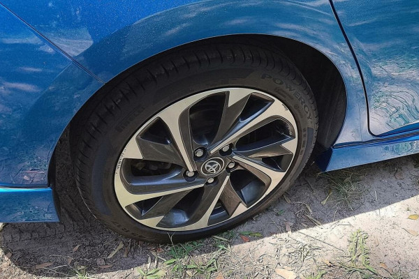 2017 Toyota Corolla ZRE182R ZR Hatch Image 7