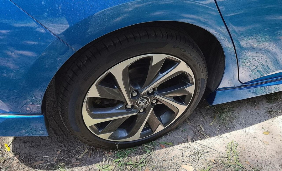 2017 Toyota Corolla ZRE182R ZR Hatch Image 7