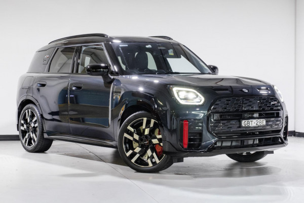 MINI Countryman JCW Favoured U25