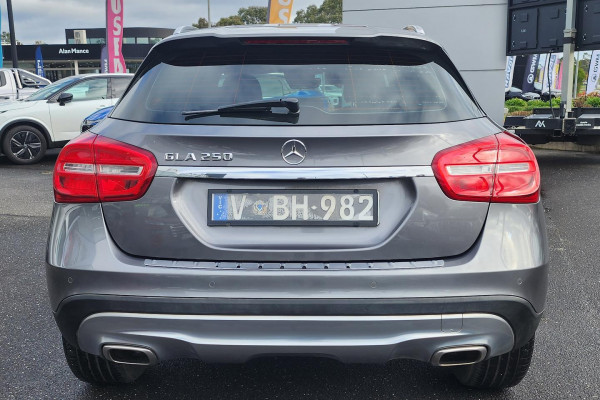 2015 Mercedes-Benz GLA-Class X156 GLA250 SUV Image 6