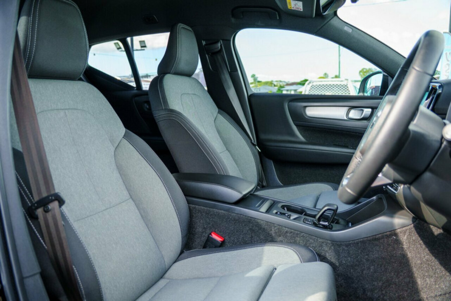 2022 MY23 Volvo XC40 XZ Ultimate B4 Bright SUV Image 19