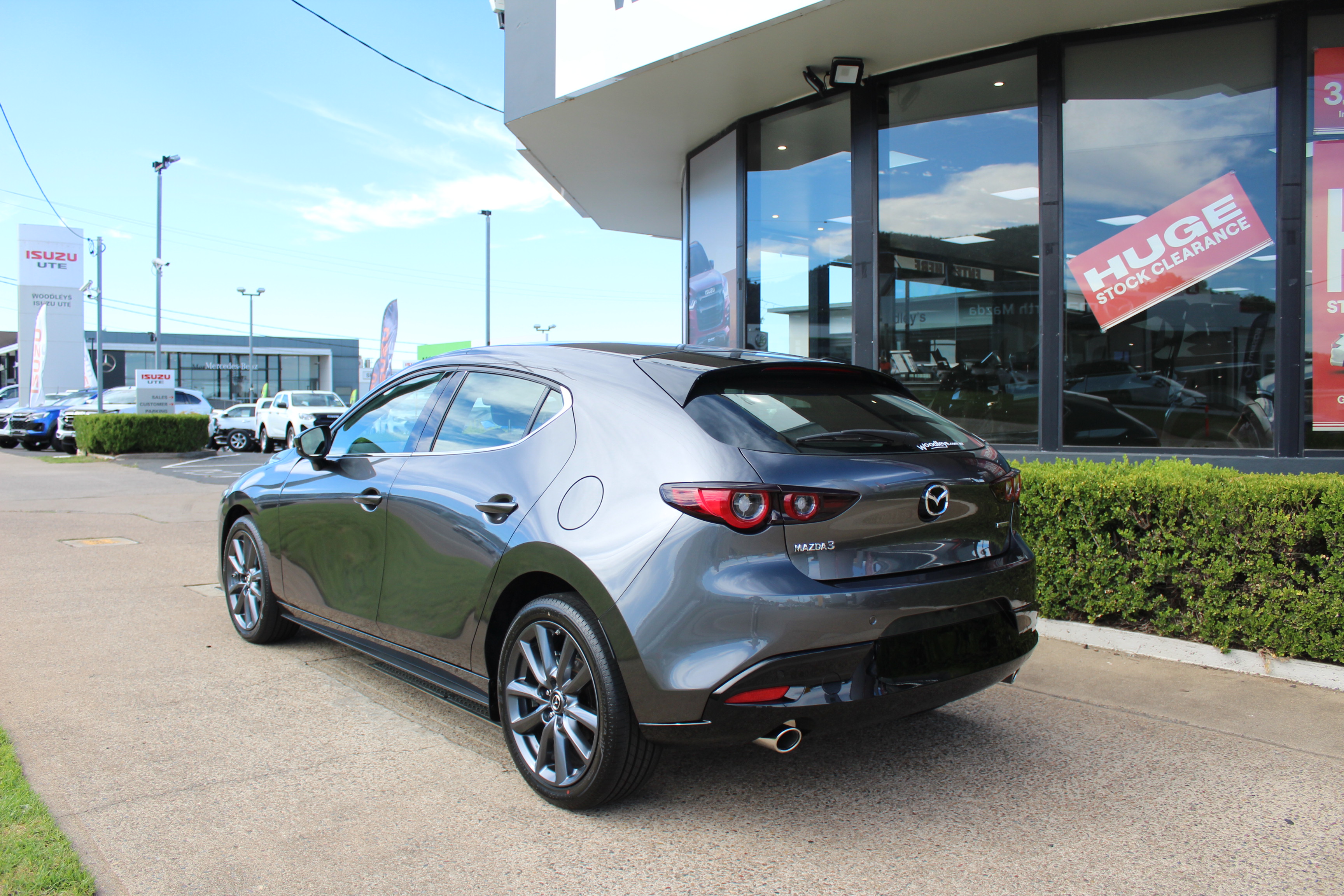 2024 Mazda 3 BP G20 Touring Hatch Image 4