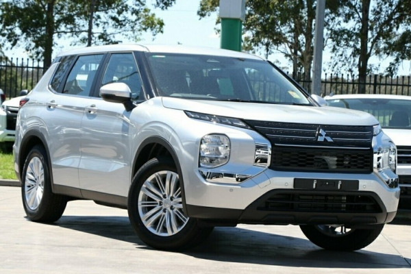 2024 Mitsubishi Outlander ZM ES SUV