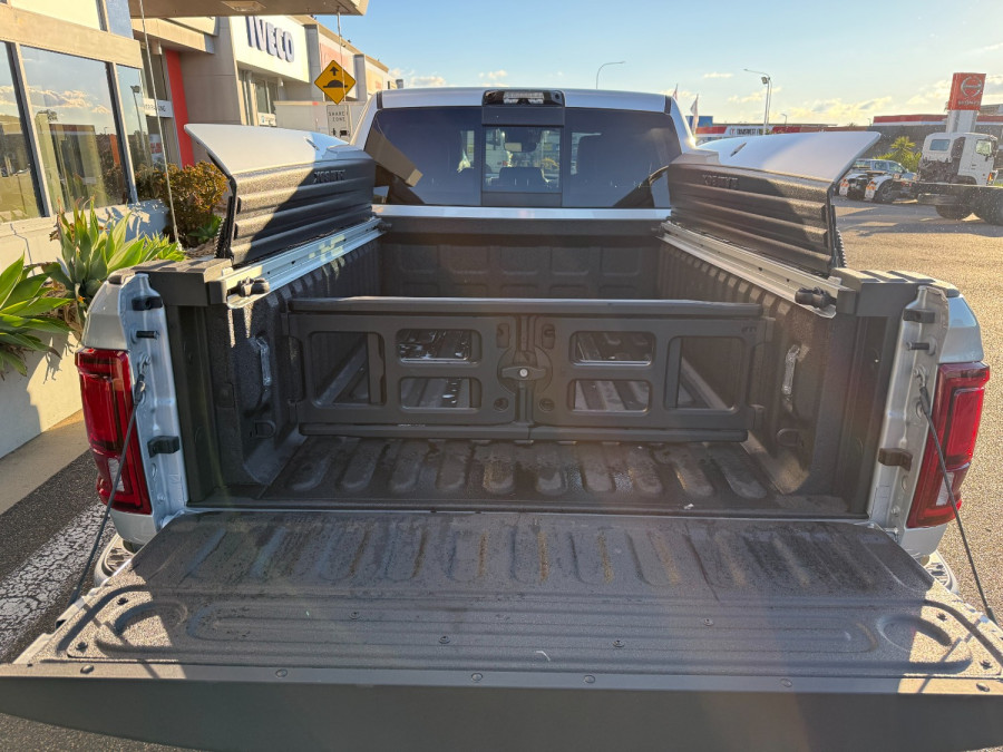 2026 Ram 2500 XB9 Ute Image 8