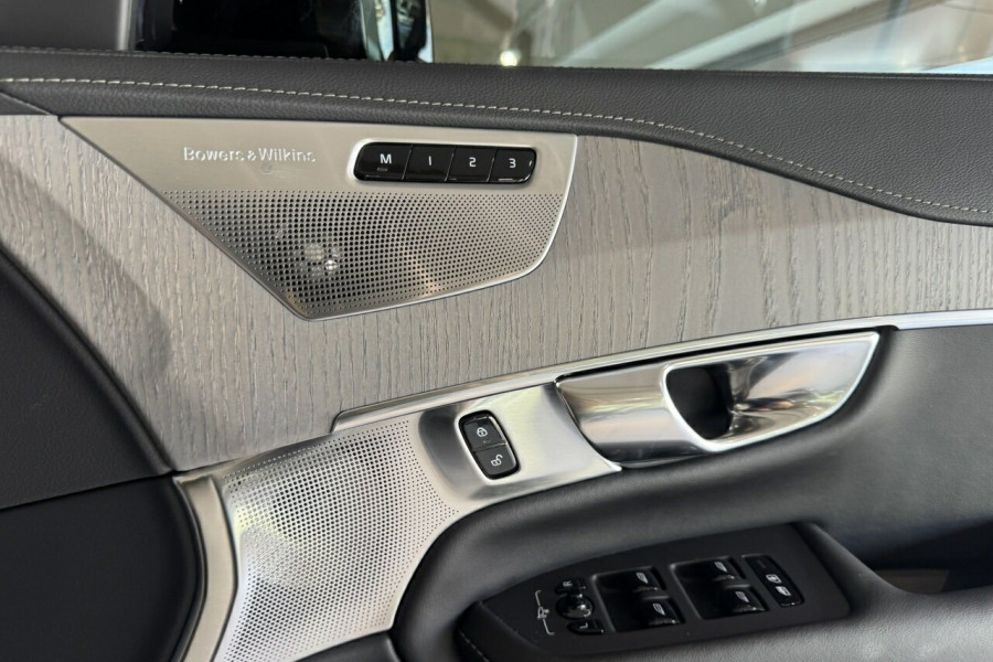 2024 MY25 Volvo XC90 L Series Ultra B6 Bright SUV Image 18