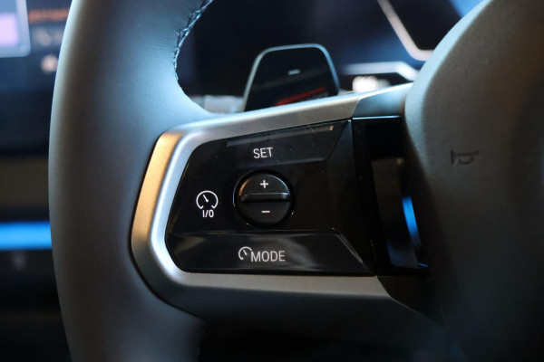2025 BMW X3 G45 20 xDrive SUV image 8