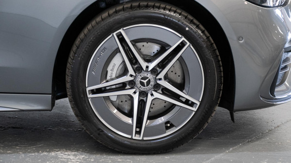2026 Mercedes-Benz C-Class W206 C350 e Sedan image 22