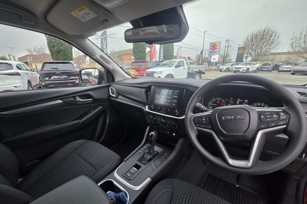 2026 MY25.5 Isuzu MU-X RJ LS-M SUV Image 15