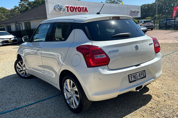 2024 Suzuki Swift AZ Series II GL Plus Hatch
