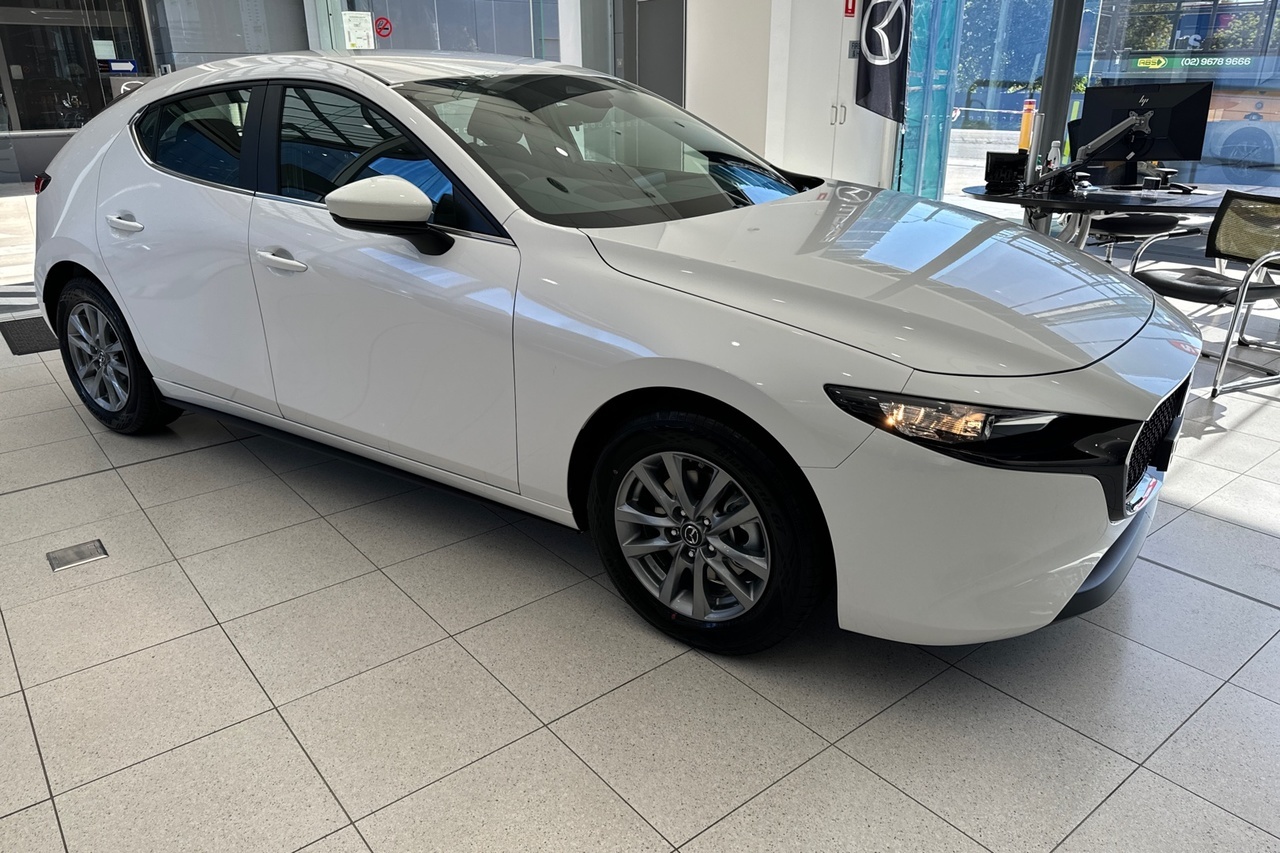 2024 Mazda 3 BP Series G20 Pure Vision Technology Hatch Image 1