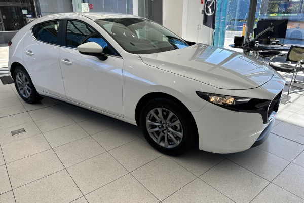 2024 Mazda 3 BP Series G20 Pure Vision Technology Hatch